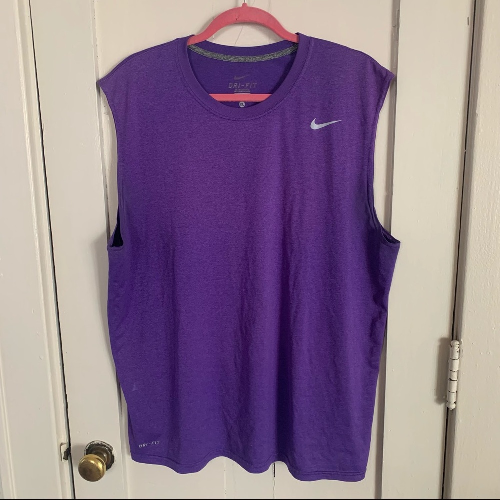 Men’s Nike Dri-Fit sleeveless tank